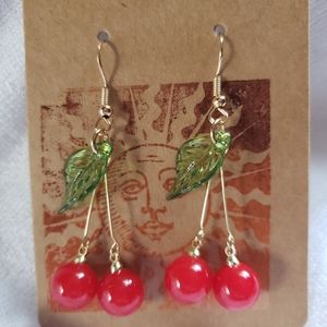 Cherry 🍒 drop earrings